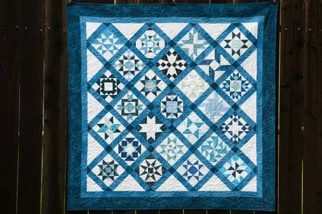 25 Stars Of Quiltmas 2025