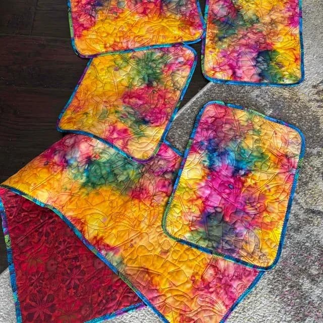Toucan Placemats, Table runner & Hot Pads
