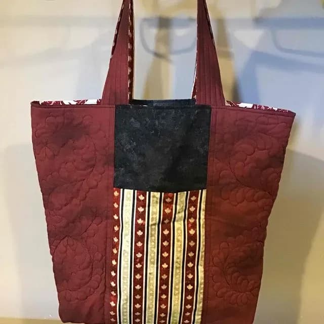 Reversible Quilted Tote Bag With 4 Deep Pockets