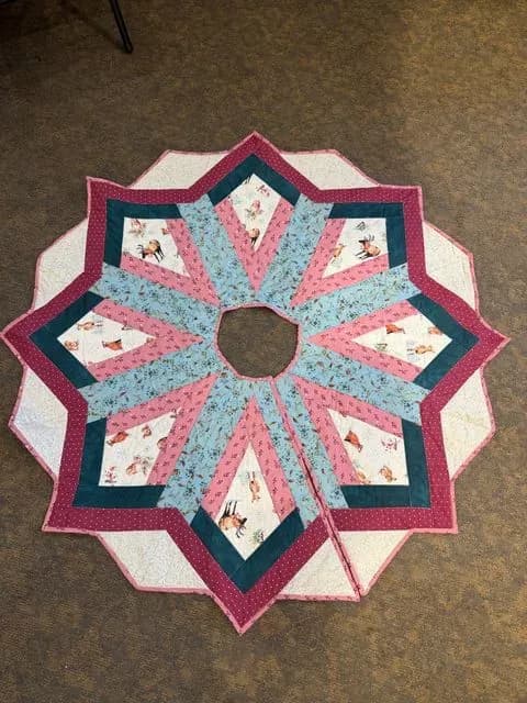 Christmas Tree Skirt - Blue And Pink image 2