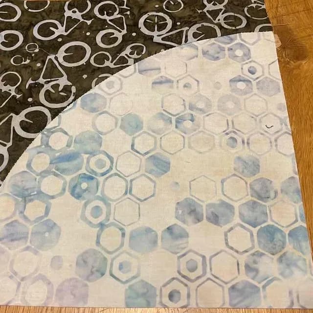 Bicycle Batik image 2