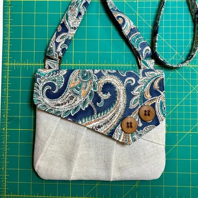 Edwardstone Mini Messenger Bag