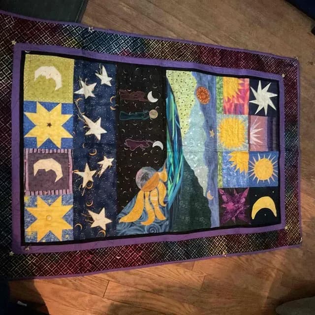 Suns, moon And Stars