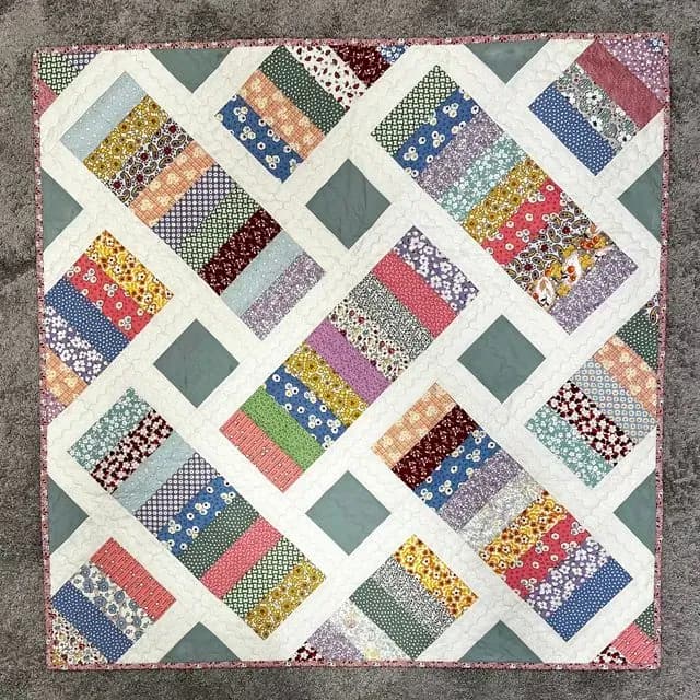 The Iris Quilt -baby size