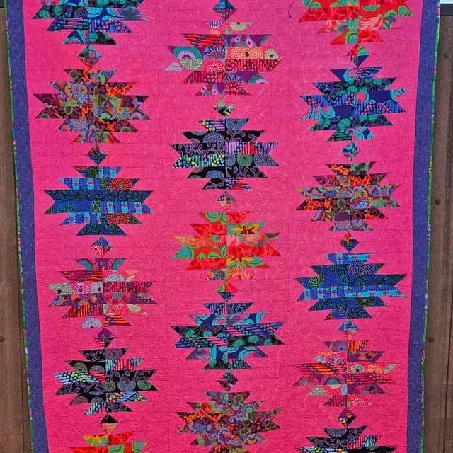18 Carat Kaffe Hot Pink