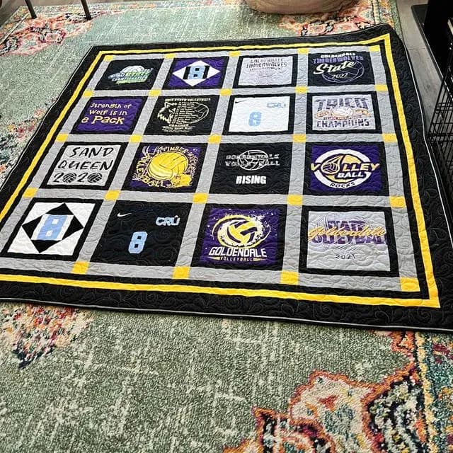 Taryn’s Tees Shirt Quilt