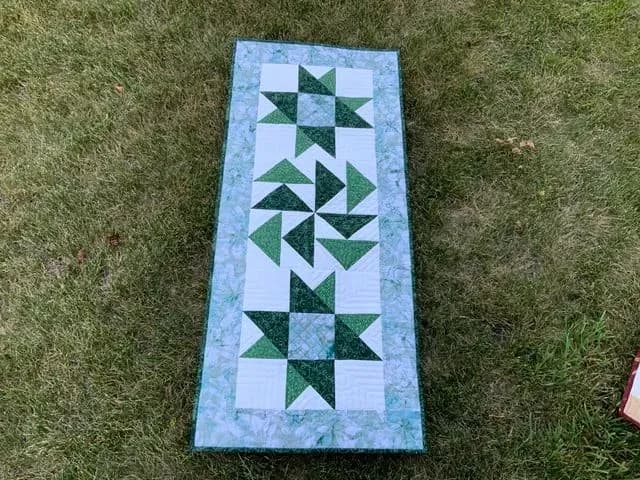 Little Bits Table Runner, Striplogy Class Table Runner