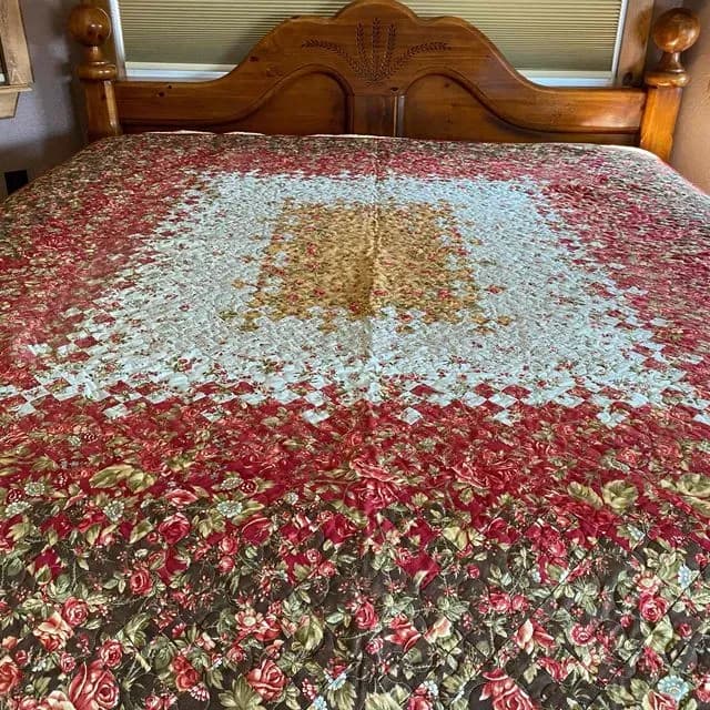 Bloomin’ 9 Patch Quilt