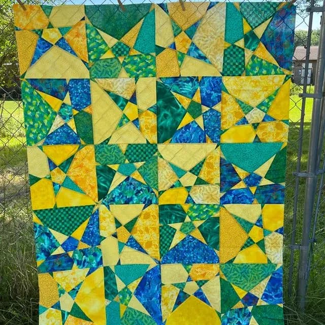 Teal and yellow dancing stars