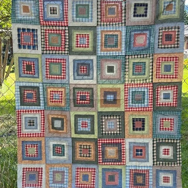 Raw Edge Home Spun Quilt