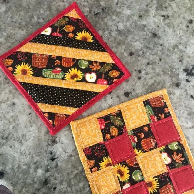 Fall apron & Pot holders