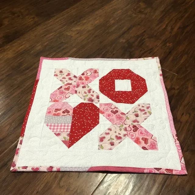 Table Toppers & Mug Rugs