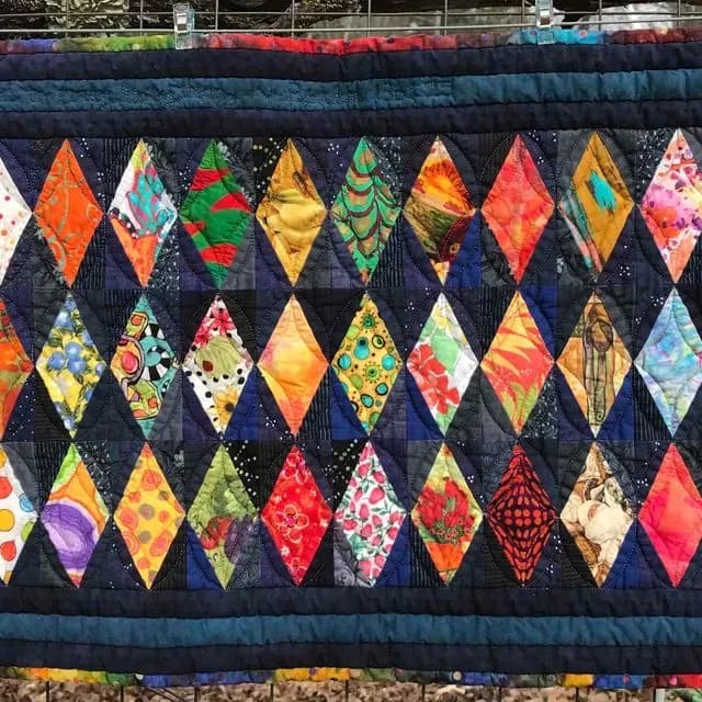 Diamonds Table Runner