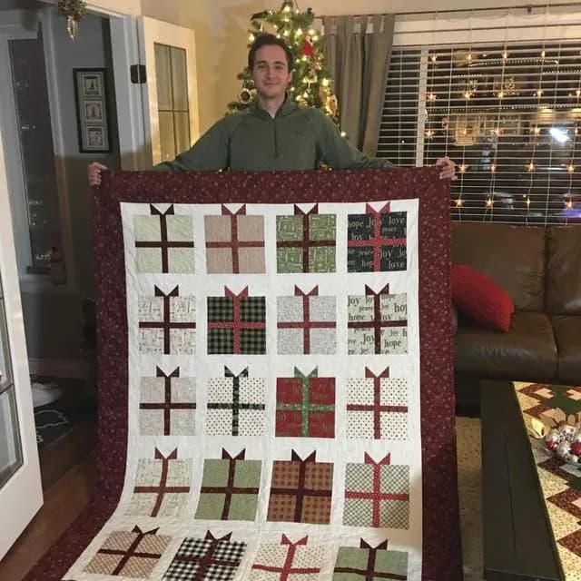 Jared’s Christmas Quilt