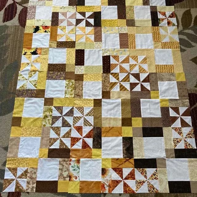 Framed Pinwheels Quilt