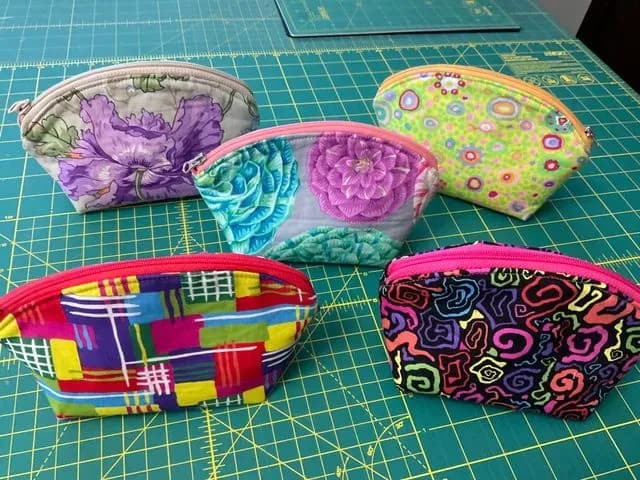Daphne Pouch