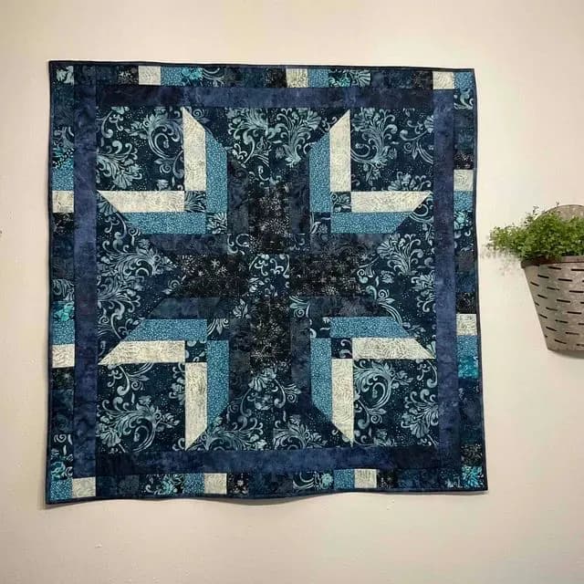 Binding Tool Star Wall Hanging