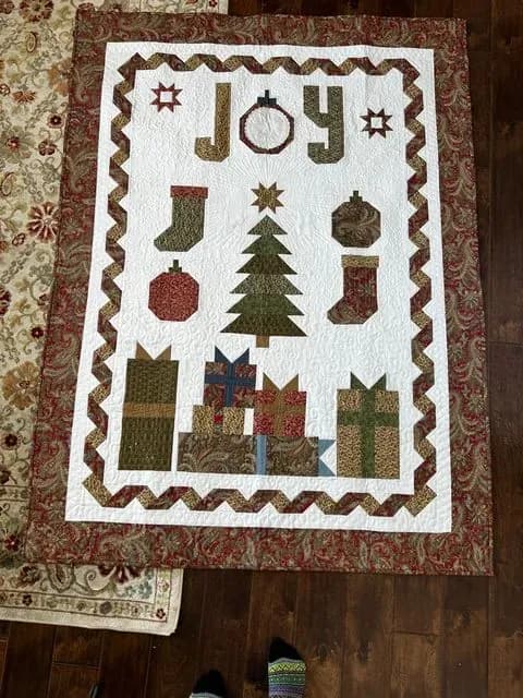FHRQG Christmas Mystery quilt