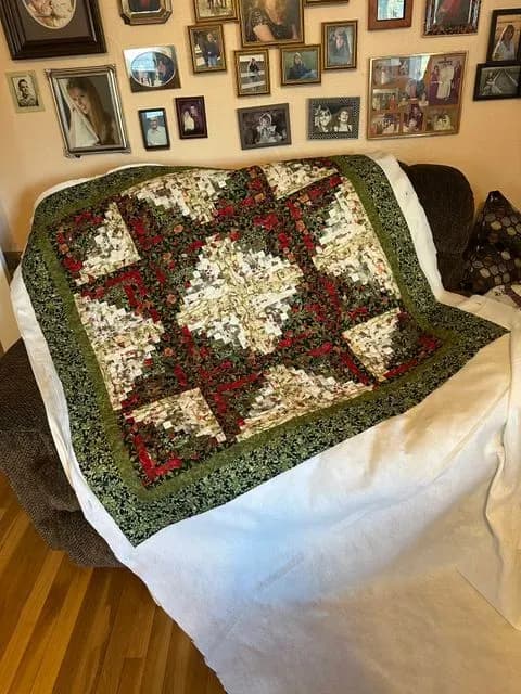 Lynn’s Xmas Quilt