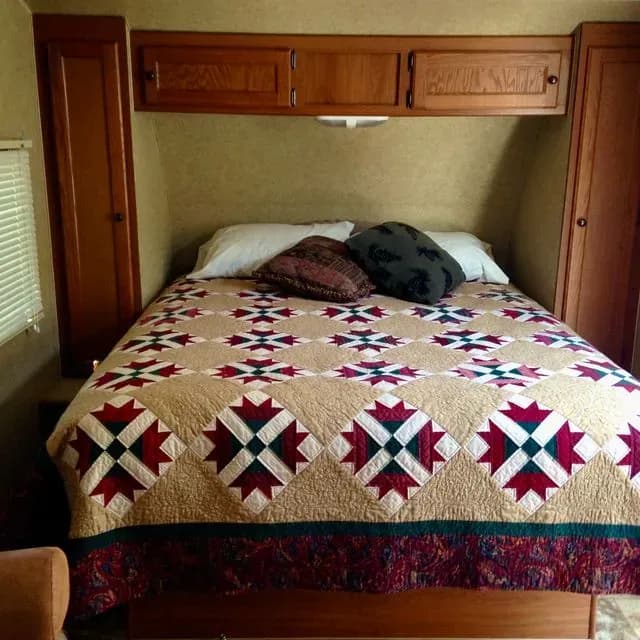Fall Bed Quilt