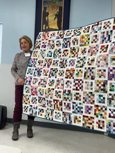 Amy’s Scrap Quiltfrom Leaders & Enders