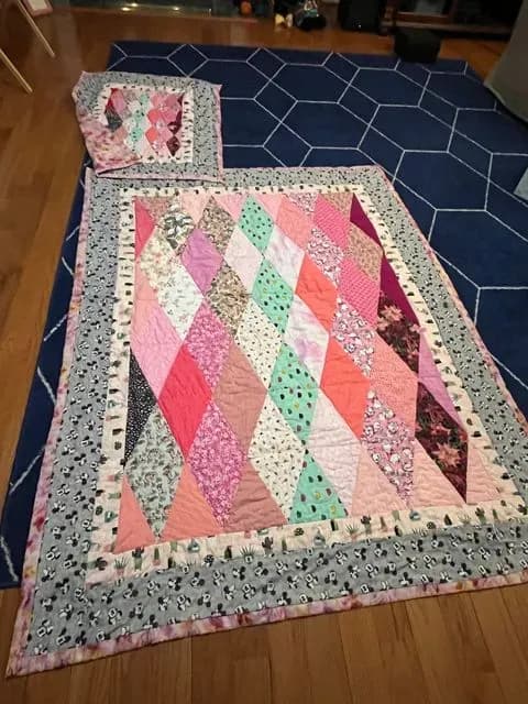 Jenna’s Quilt + Cat