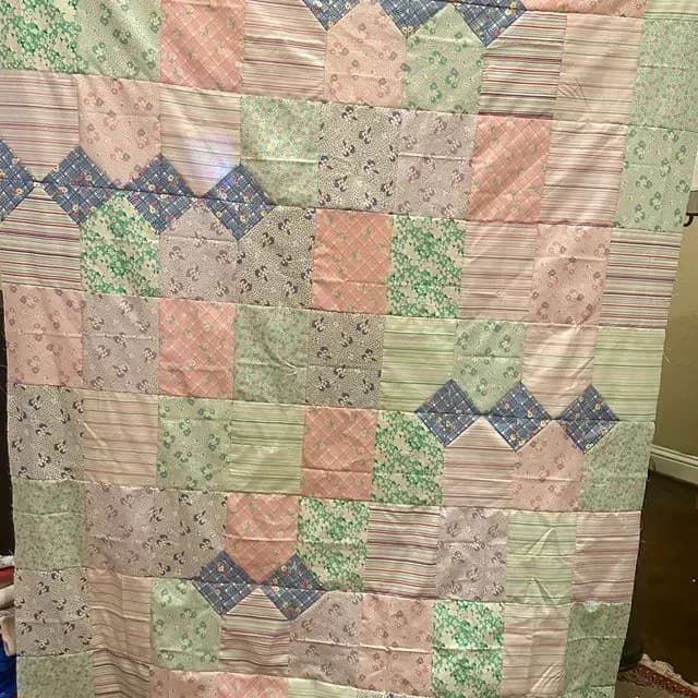 Retro Spring Quilt
