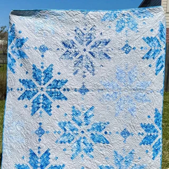 Frosty Knitted Star