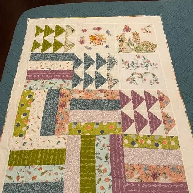 Table- Topper From Missouri Star Quilt Co.