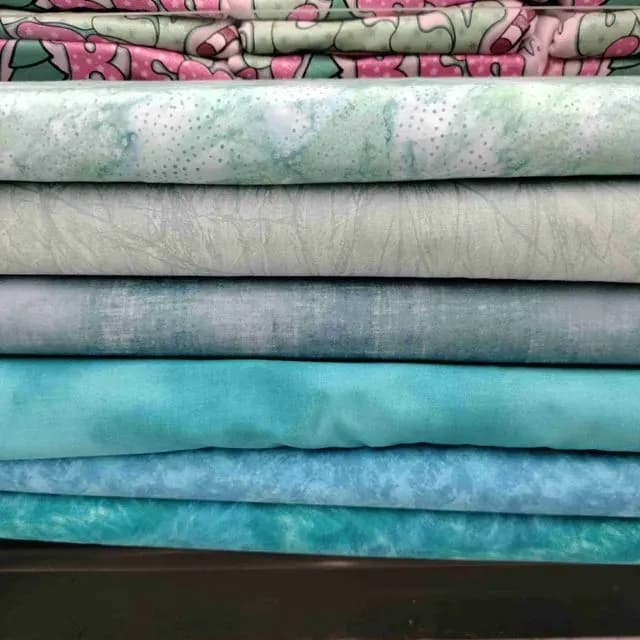 Challenge Blue-Green Monotone