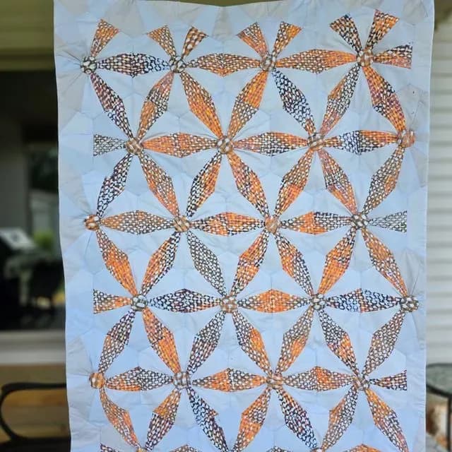 Kaleidoscope Dodecagon II On Tour With Wisconsin Quilt Show
