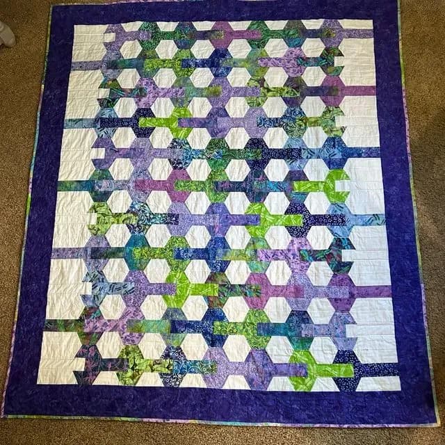 Half-Hexi Links