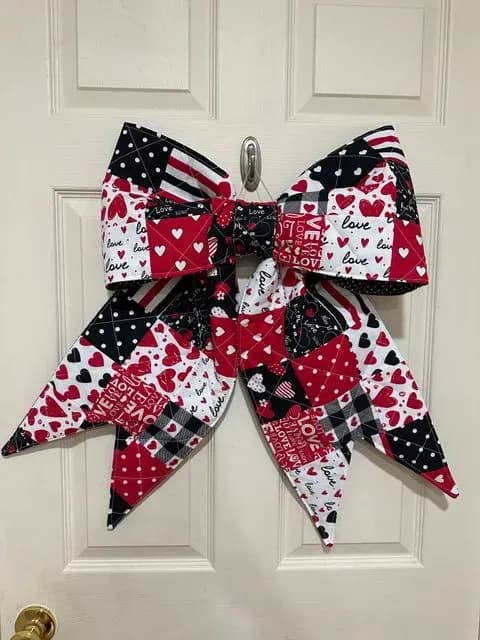 Giant Quilted Bows