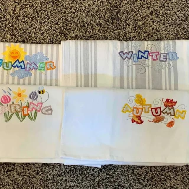 Seasonal towels