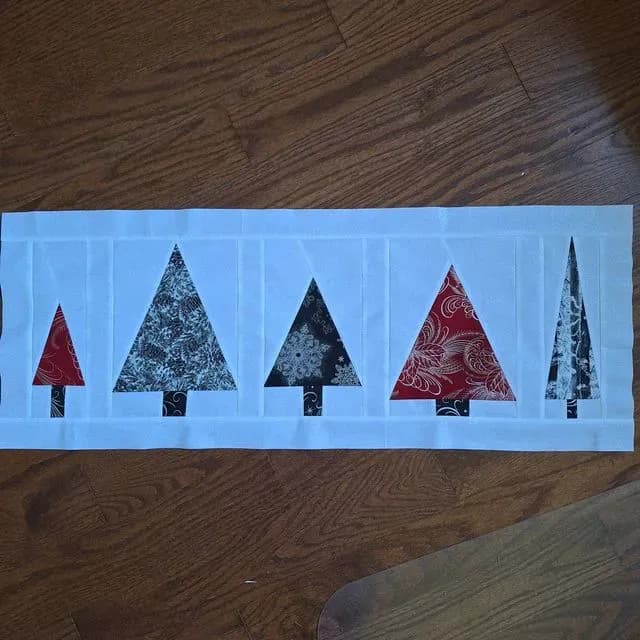 Christmas Tree Table Runner