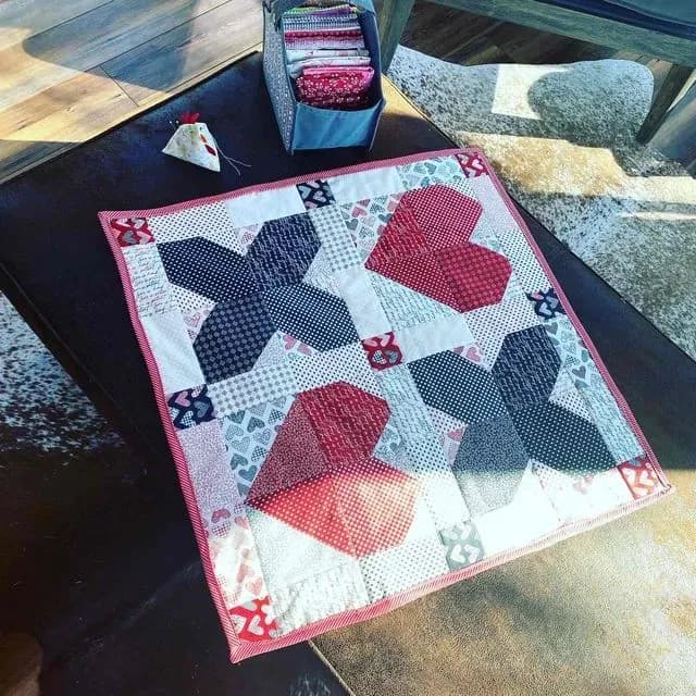 Valentine Table Topper