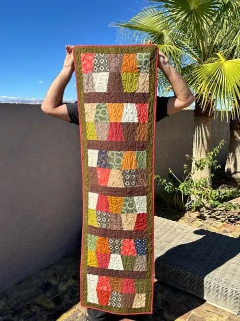 Tumbler Bed Runner