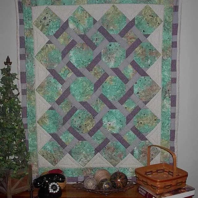 Petite Lattice