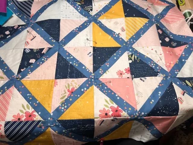 Clara Table Topper