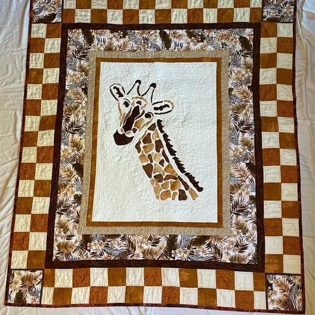 Giraffe Quilt 3-d