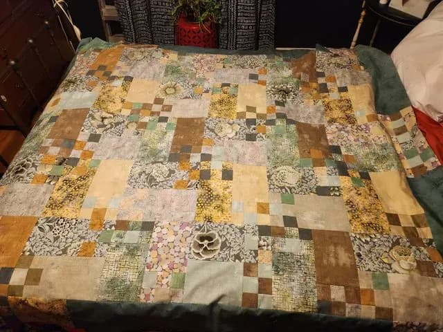 Quiet Quilt Sprinkled