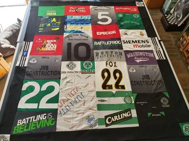 Basic T-shirt Blanket