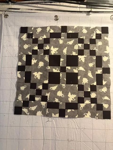 Ghost Quilt Irish Chain