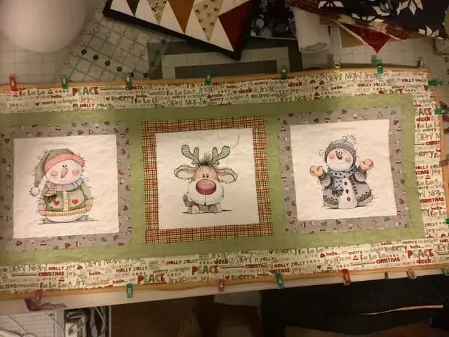 Christmas Runner