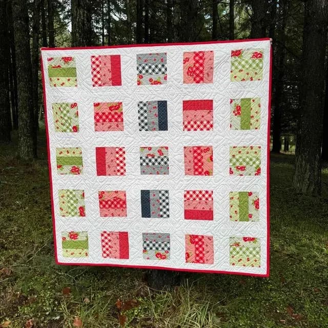 Strawberry Jelly Strip Quilt