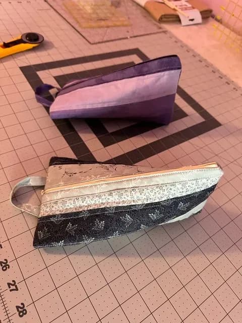 Triangle Pouch