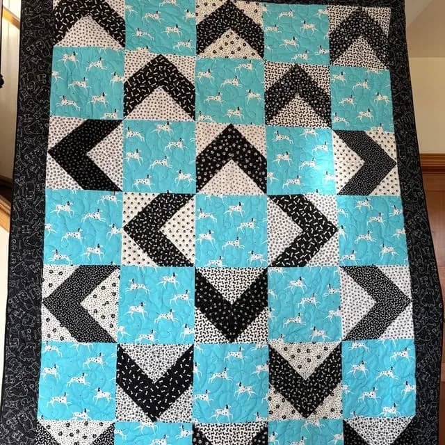 Dog Walkabout Quilt