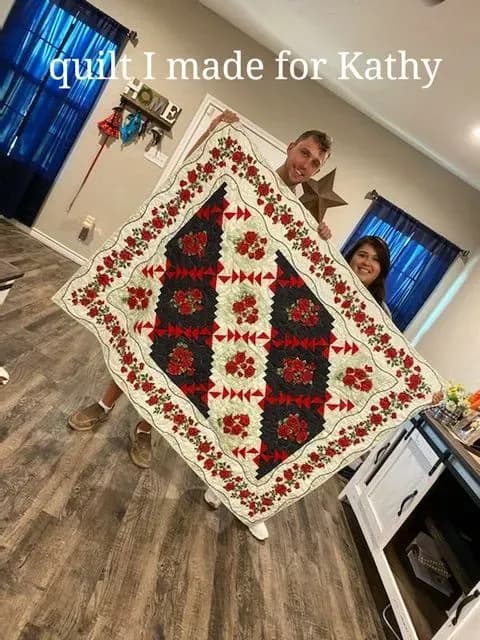Rose Quilt With A Border That I Struggled With