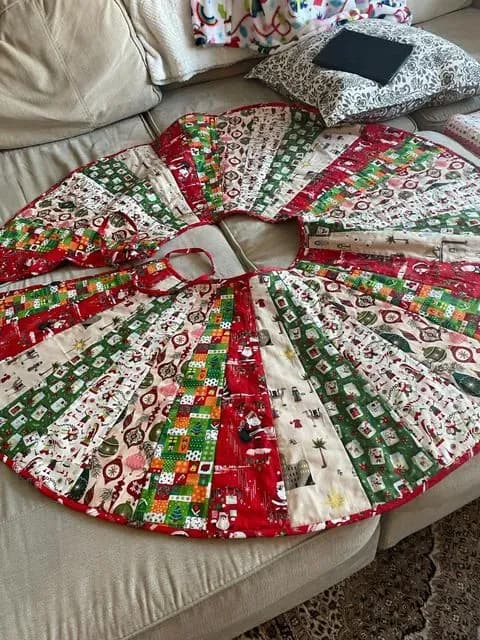 Christmas tree skirt